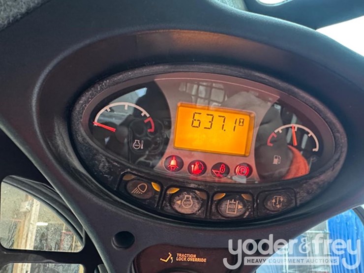 2018-bobcat-s740-image-3