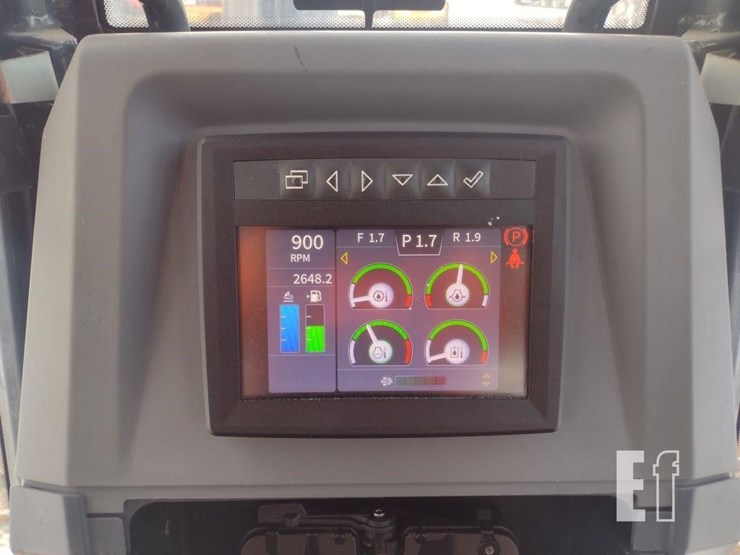 2022-deere-700l-lgp-image-7