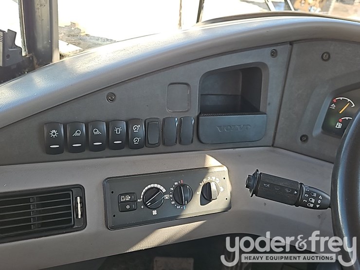 2021-volvo-a40g-image-30