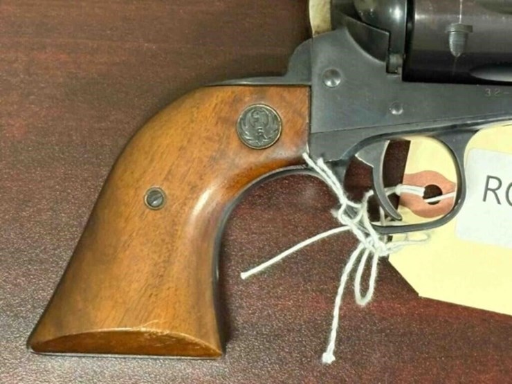 ruger---blackhawk---.357-mag.-revolver-image-6