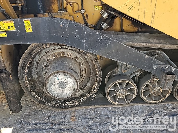 2012-caterpillar-ap-655d-image-10