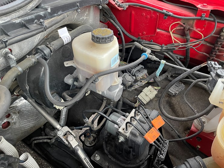 2021-ford-f350-xl-image-35