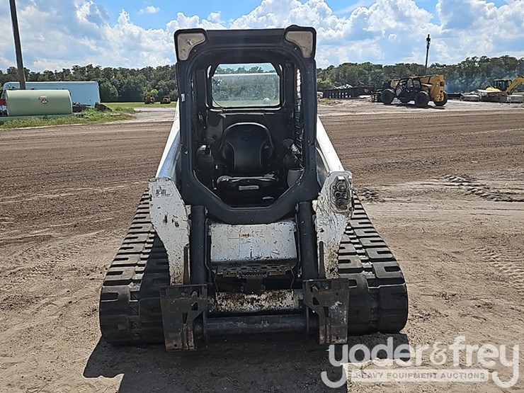 2017-bobcat-t770-image-49