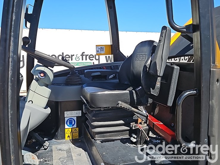 2023-jcb-407-image-24