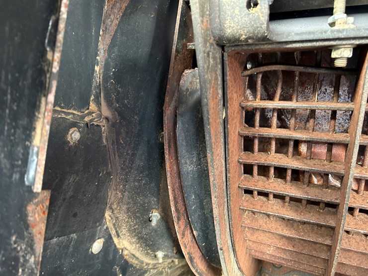 2007-case-ih-7010-image-72