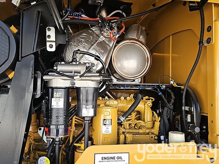 2026-caterpillar-930-image-23