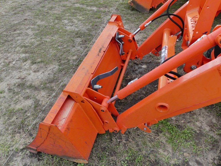kubota-l2501-image-11