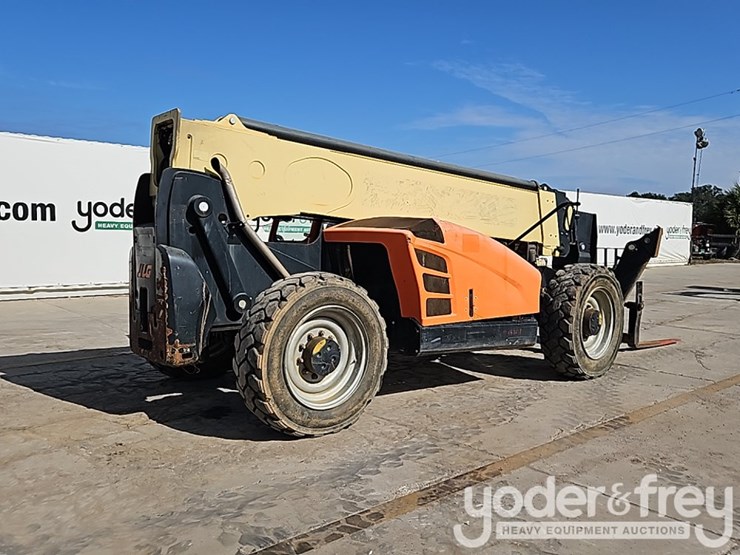 2016-jlg-1055-image-5