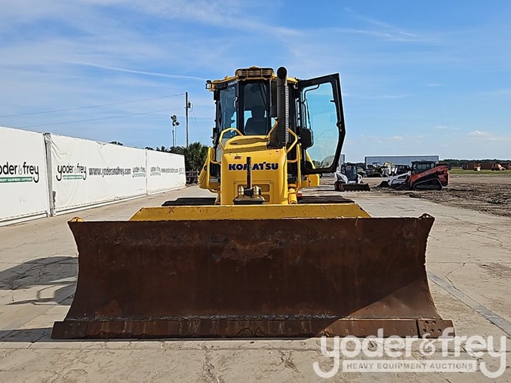 2022-komatsu-d61px-24-image-16