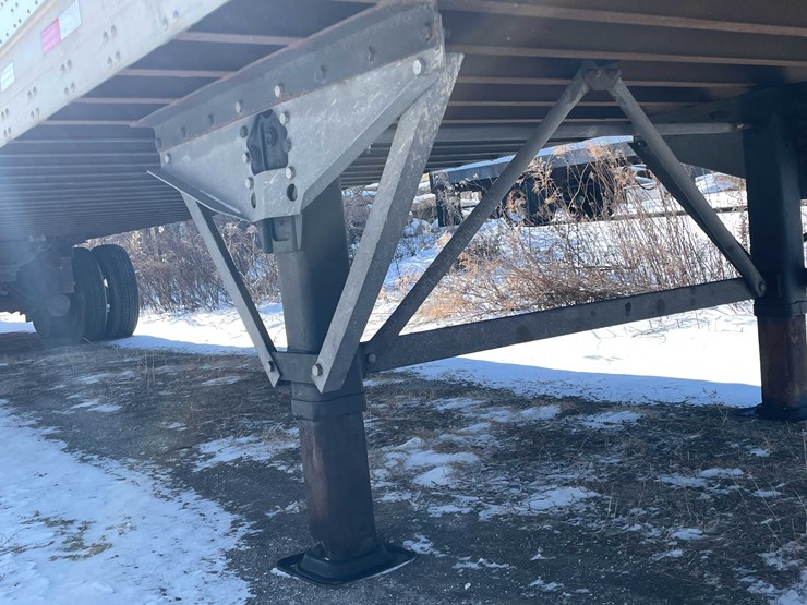 2022-stoughton-trailer-image-13