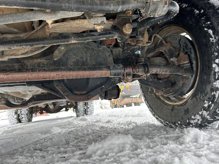 2017-ford-f350-image-38