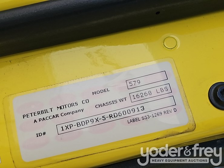 2024-peterbilt-579-image-41