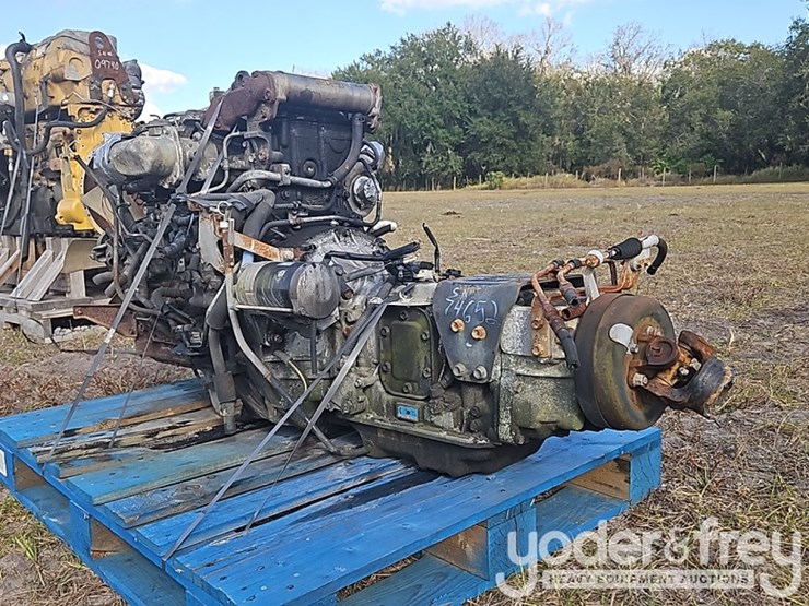 izuzu-4hk1tc-engine,-c/w-asian-transmission-take-out-core-image-3