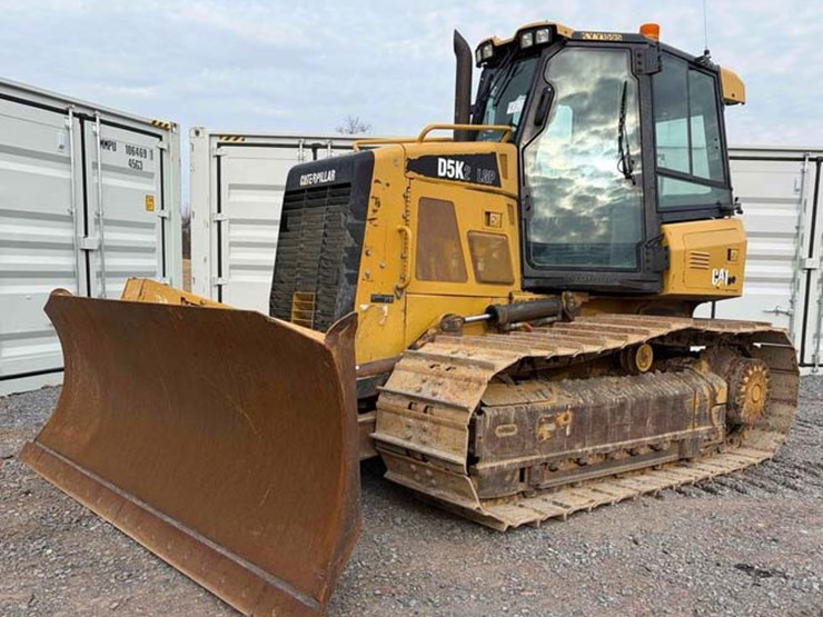 2015-caterpillar-d5k2-lgp-image-1