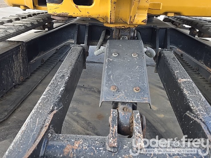 2021-caterpillar-303-image-44