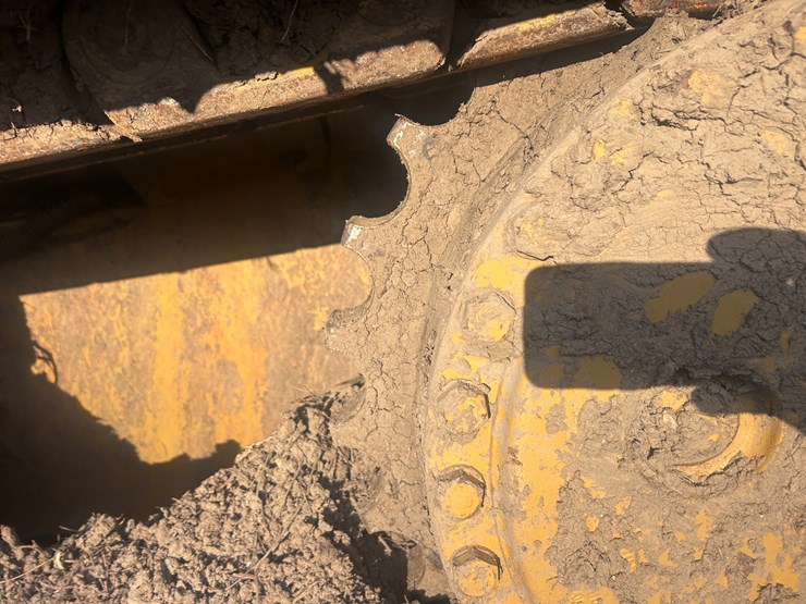 caterpillar-d6n-lgp-image-37