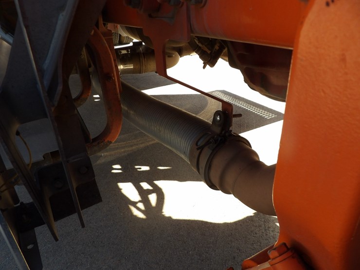 2022-peterbilt-389-image-28