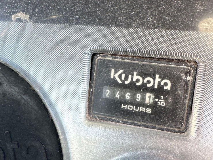 kubota-rtv900-image-5