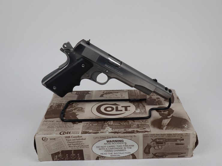 #74-•-#1226-•-colt-government-model-delta-elite-semi-automatic-pistol,-10-mm,-image-1