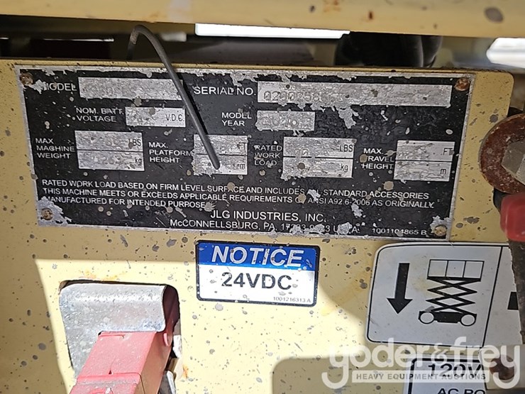 2016-jlg-1930es-image-17