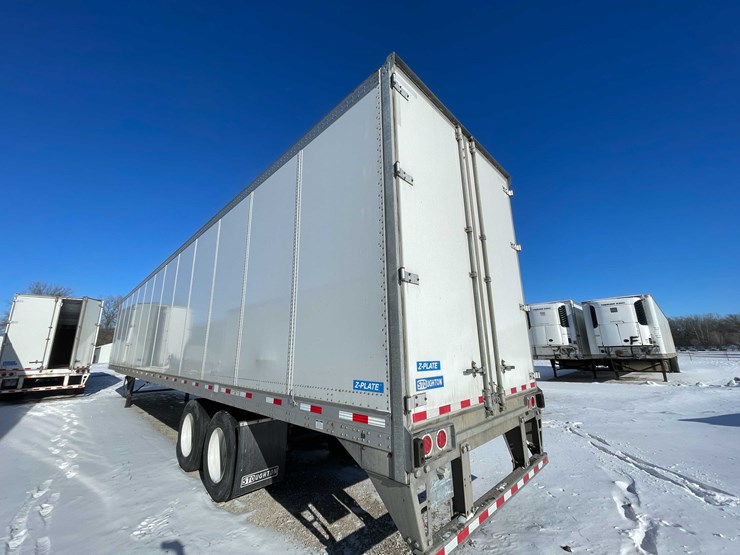 2022-stoughton-trailer-image-6