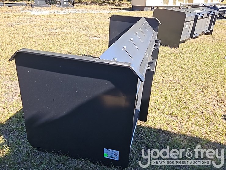 unused-jct-96"-pusher-box-to-suit-skidsteer-image-2