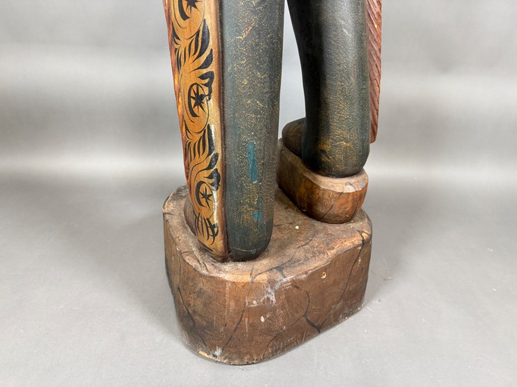 #9-•-#5020-•-life-size-6’8”-cigar-store-indian-statue-image-21