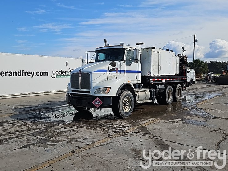 2011-kenworth-t470-image-2