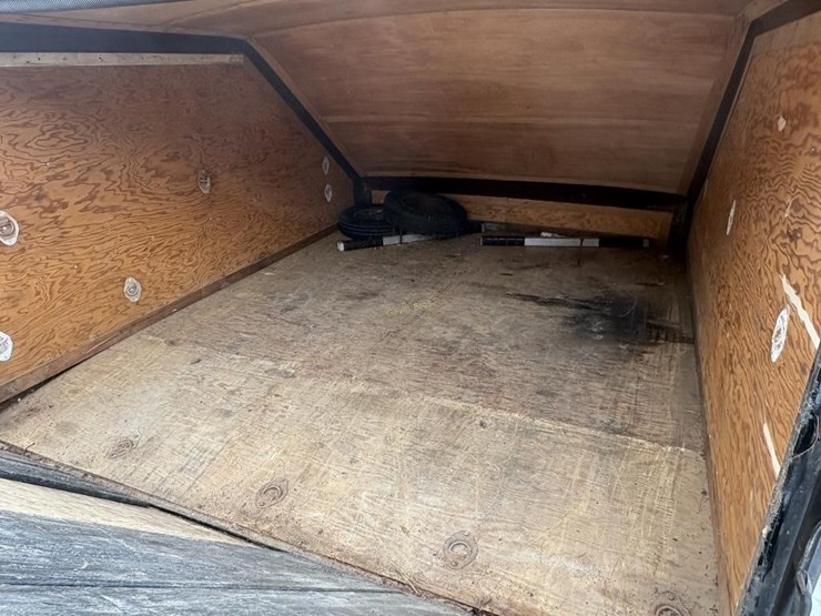 haulmark-enclosed-snowmobile-trailer-image-5