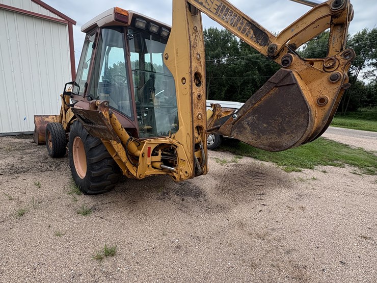 1989-case-ih-580k-image-4