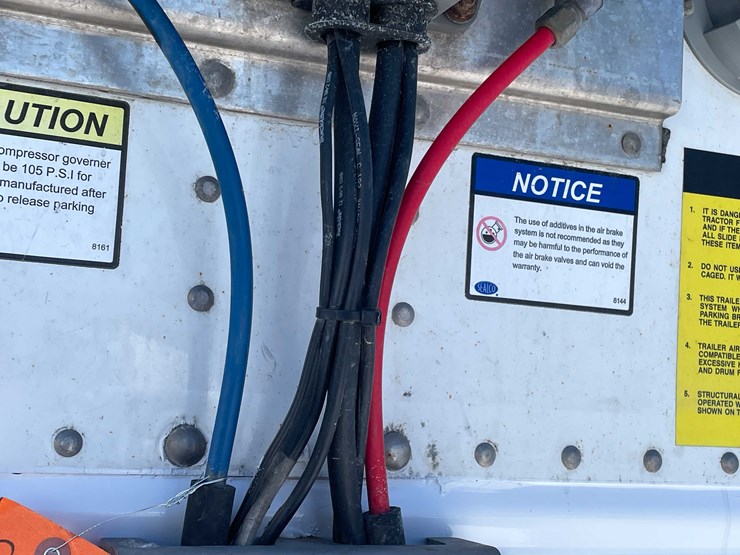 2023-stoughton-trailer-image-14