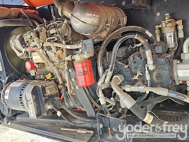 2016-jlg-600sc-image-28