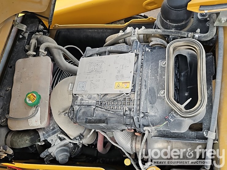 2023-caterpillar-420-xe-image-21