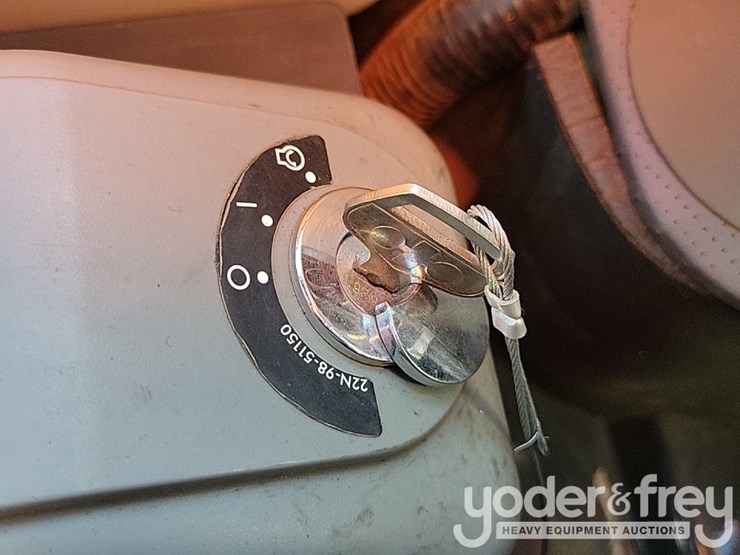 2023-komatsu-pc55mr-image-46