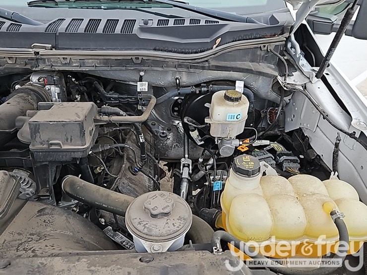 2022-ford-f250-image-21