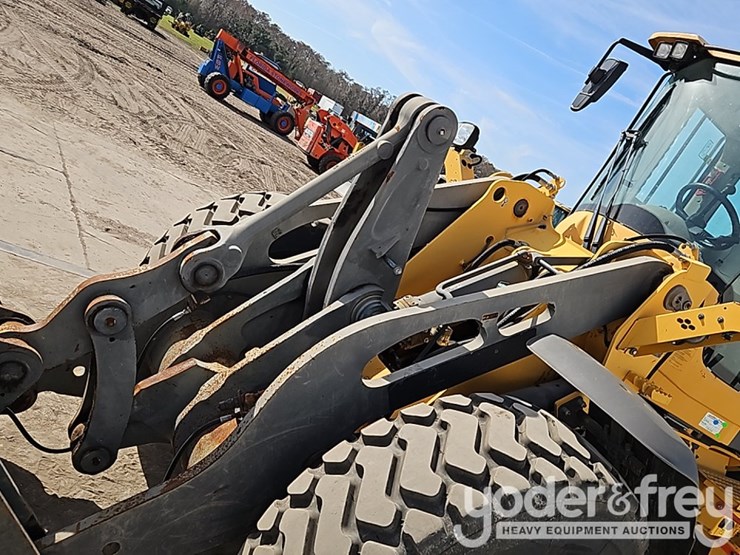 2019-volvo-l70h-image-14