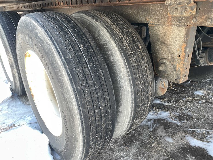 2022-stoughton-trailer-image-22