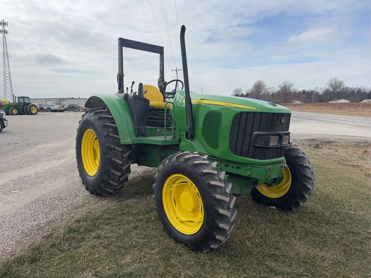 john-deere-6215-image-2
