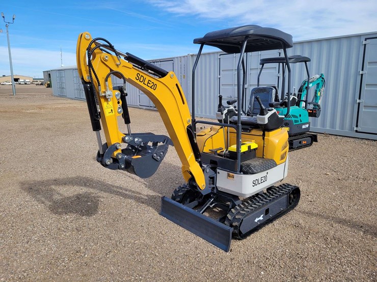 2025-sdlanch-sdle20-mini-excavator-image-1