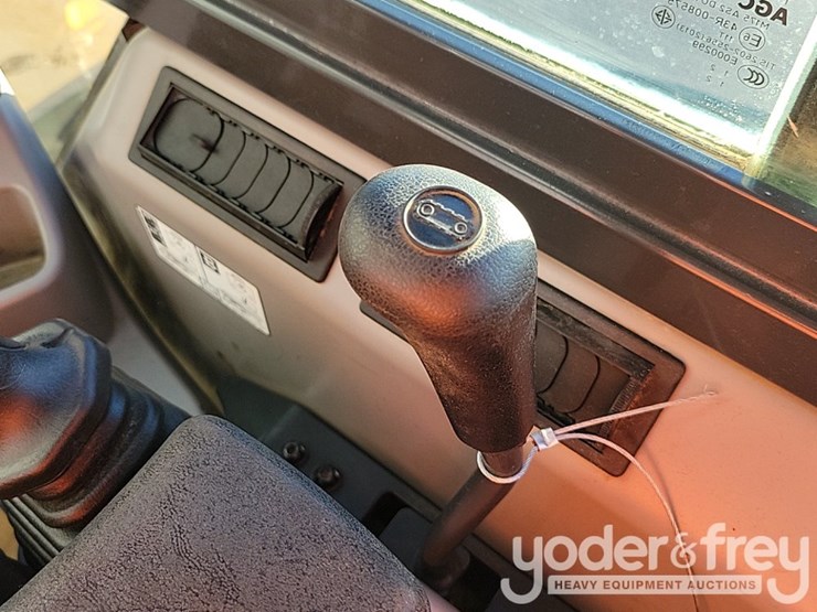 2024-komatsu-pc55mr-image-52