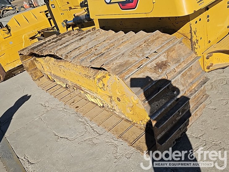 2023-caterpillar-d4-image-24