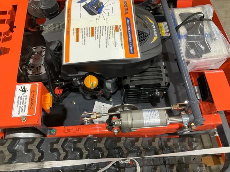 #1251-•-tpm,-rm900sb-24v-mower-image-4