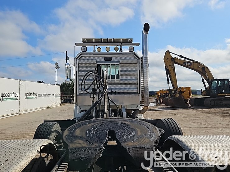 2009-kenworth-t800-image-23