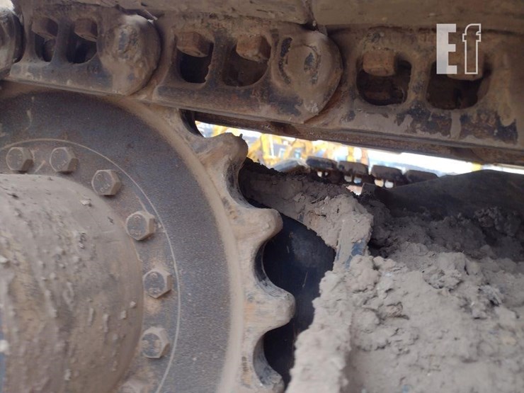 2021-deere-85g-image-38