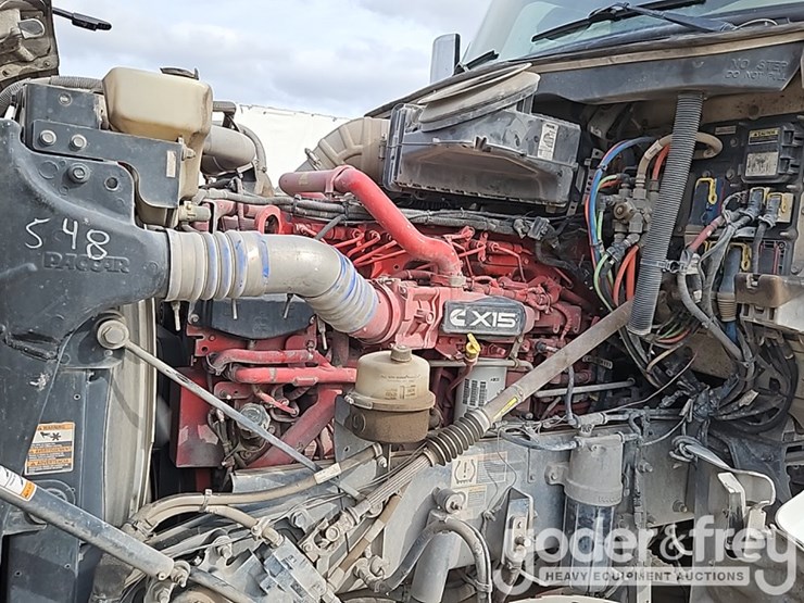 2021-peterbilt-567-image-20