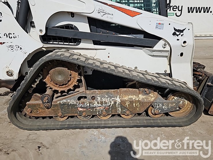 2019-bobcat-t870-image-8