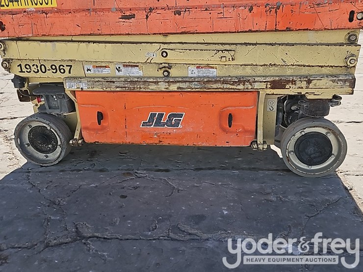 2016-jlg-1930es-image-7