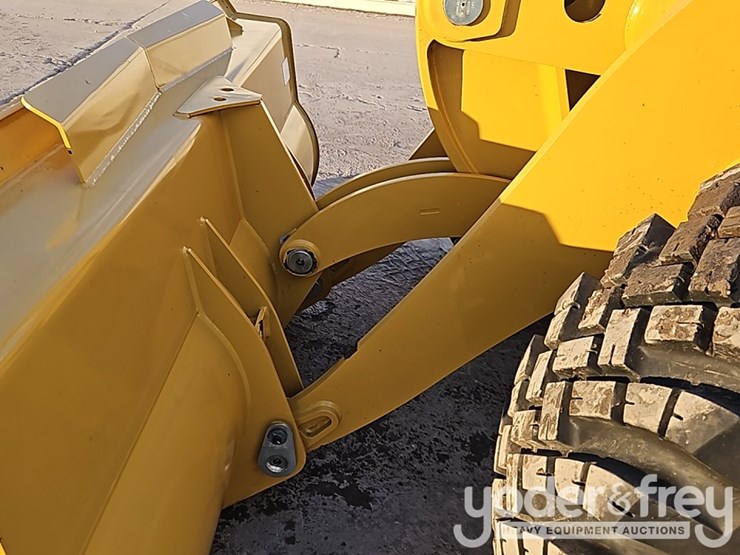 caterpillar-910-image-15