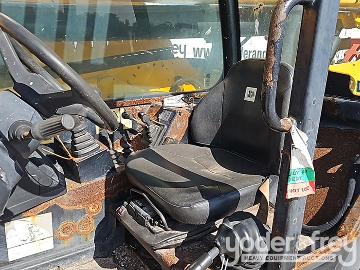 2016-jcb-510-56-image-29