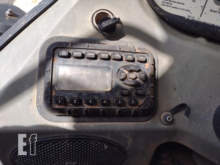 2017-bobcat-t650-image-9